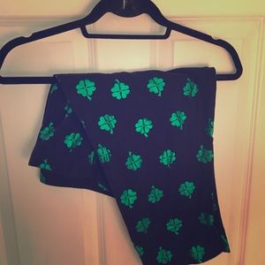 🍀shamrock leggings just in time for St.Pattys Day